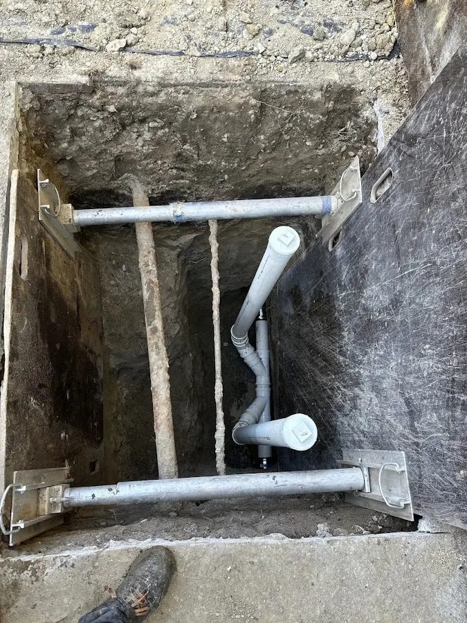 Experienced plumber completing Gas Line Repair work in Fair Lakes